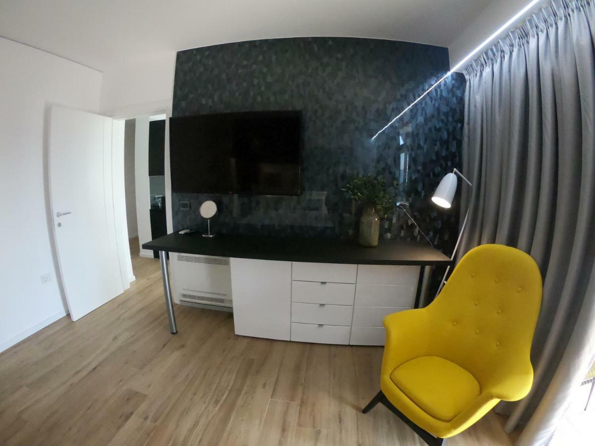 Tiranatop Suites 3 1000 Ft2 المظهر الخارجي الصورة