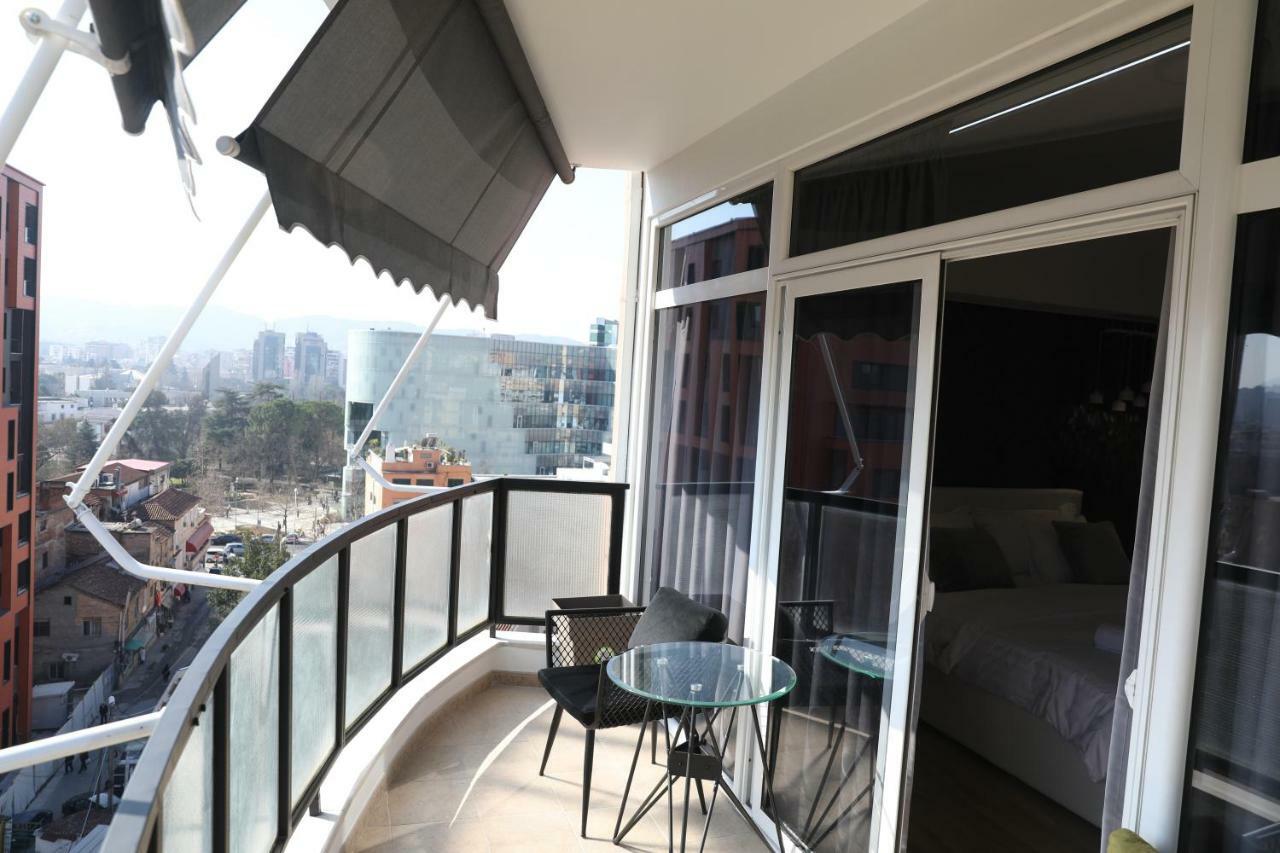 Tiranatop Suites 3 1000 Ft2 المظهر الخارجي الصورة